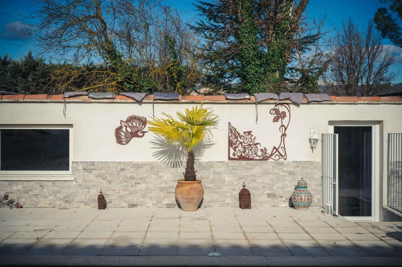Bastide du Bau Reddoun, chambres d'hôtes, maison d'artiste en Provence Callian  Exterior foto